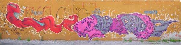 Graffito senza sfondo  PINZI e MANNARO
